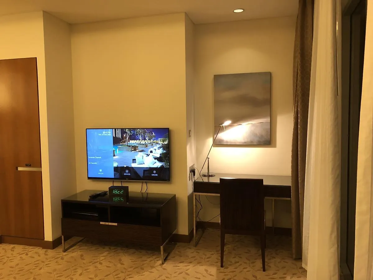Address Dubai Mall Fashion Avenue 1 Bedroom 23 Floor 0*,